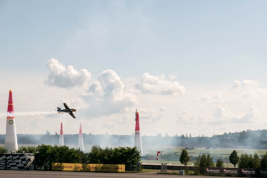 Abheben Mit Hamilton Beim Red Bull Air Race Am Lausitzring